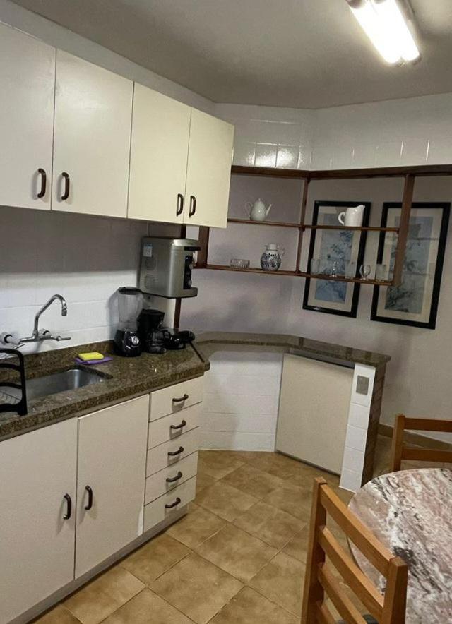 Copacabana, confortável apto de 2 quartos, quadra da praia Rio de Janeiro Exterior foto